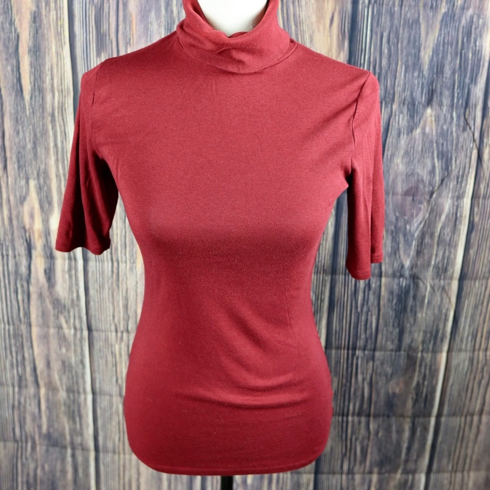 Merona burgundy turtleneck cotton top